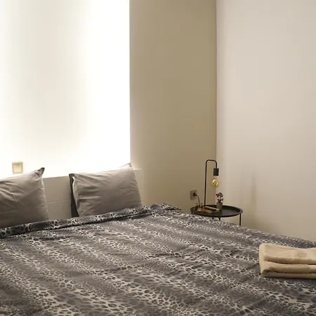 The Riverview Apartment *